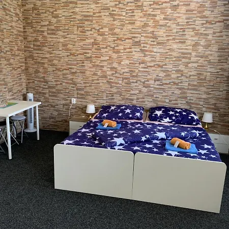 Hotel Zlata-era 3*
