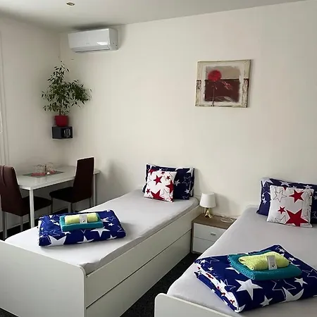 Zlatá-éra Hotel 3*