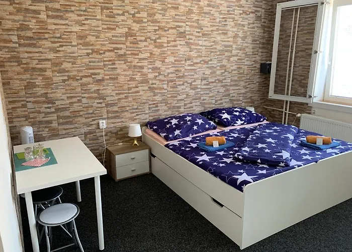 Отель Zlata-era 3*