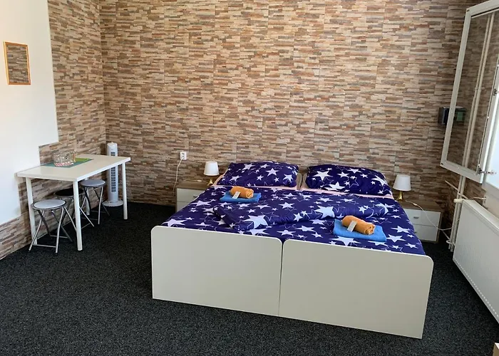 Ξενοδοχείο Zlata-era 3*