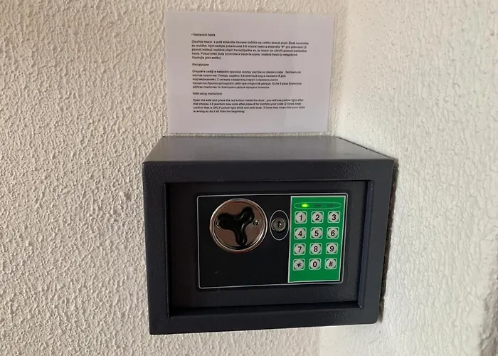 Zlata-era Готель Острава