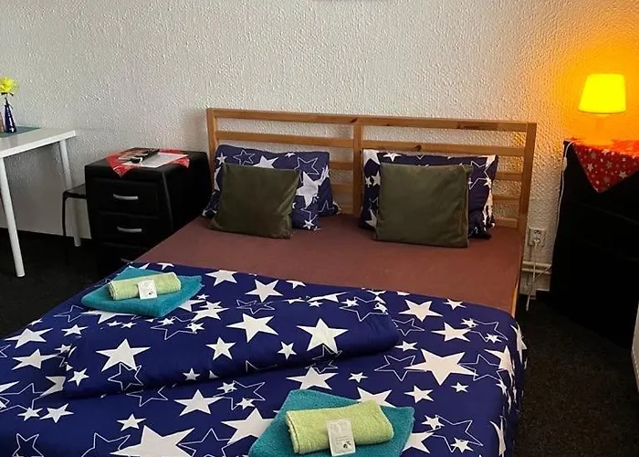 Готель Zlata-era